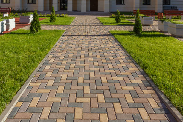 Best Interlocking Driveway Pavers  in Overland, MO